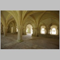 Abbaye de Fontenay, photo PMRMaeyaert, Wikipedia.jpg